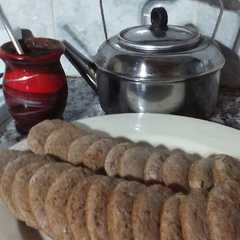 Una foto de Galletas tipo bizcocho de chocolate! pero con algo súper exprés