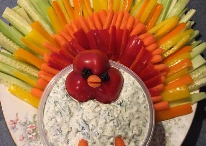 Thanksgiving Dinner; FUN Veggie Dip Platter