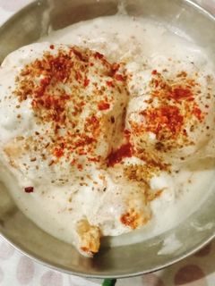 दही बड़े (dahi vade recipe in Hindi) रेसिपी मुख्य फोटो
