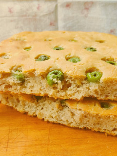 Foto di Focaccia alle olive verdi con lievito madre