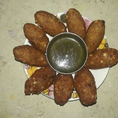 A picture of Crispy sabudana roll.
