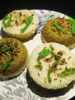 ફરાળી સેન્ડવીચ ઢોકળા (Farali Sandwich Dhokla Recipe In Gujarati) રેસીપી મુખ્ય ફોટો