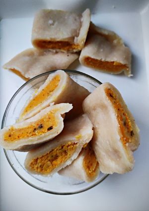 A picture of Chana Dal Stuffed Dumplings.