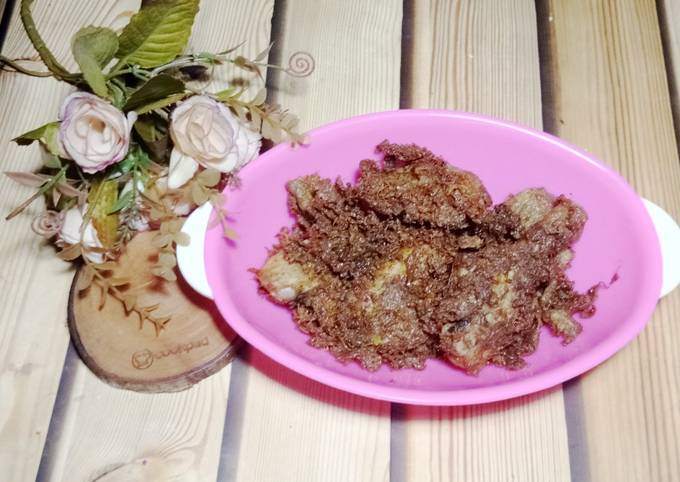 Ayam goreng khas Padang