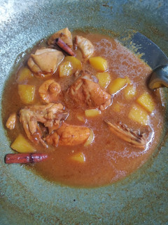 Foto resep Semur ayam kentang