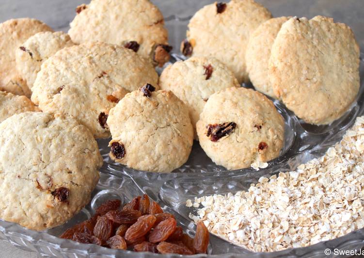 How to Make Super Quick Homemade Oatmeal and raisin Cookies