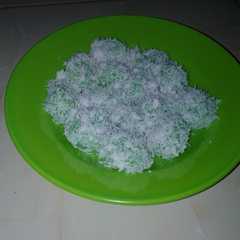 รูปของ Kelepon Empuk & Kenyal