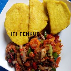 A picture of Curry yam and fish sauce.