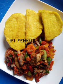 A picture of Curry yam and fish sauce.