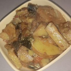 A picture of Aloo Baingan.