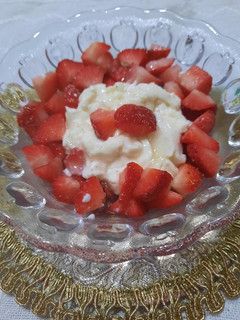 Una foto de Frutillas con crema de queso (para diabéticos)