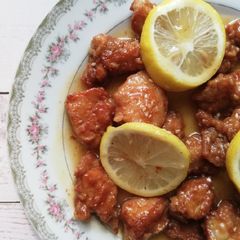 A picture of Lemon Chicken.