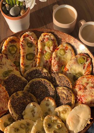 A picture of Quick pastries for a warm Sunday family breakfast ☀️🌷😋.