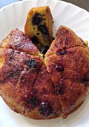 A picture of Simple Blueberry Cake.