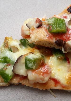 Hình của món Pizza tôm chiên nấm.