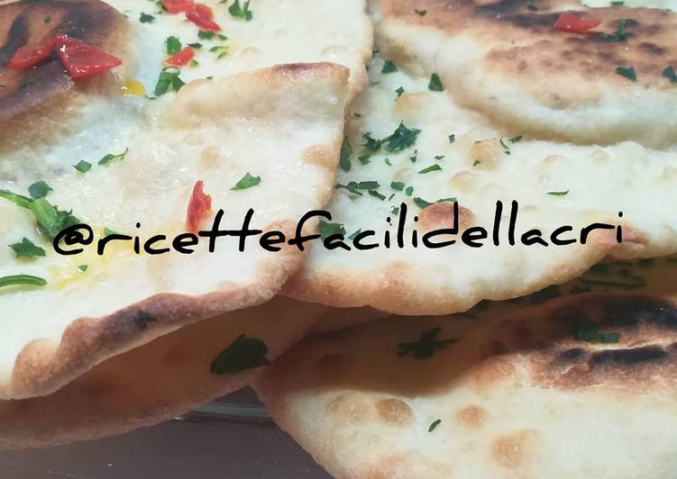 Focaccine aromatiche cotte in padella 😋