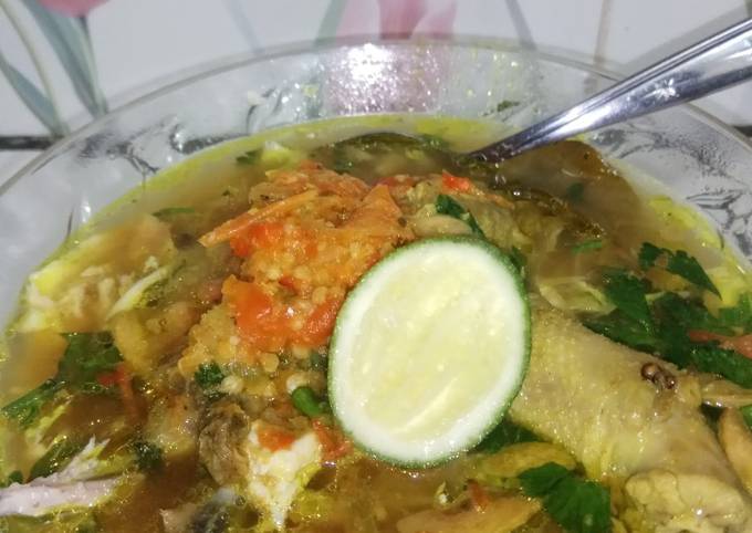 Soto ayam lamongan