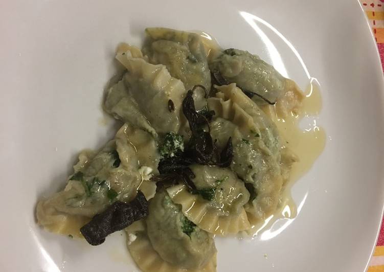 Ravioli ricotta e spinaci