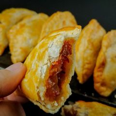 A picture of Chinese BBQ Pork Pastry.