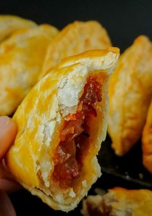 A picture of Chinese BBQ Pork Pastry.