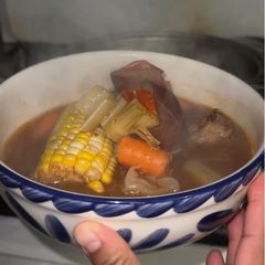 A picture of Caldo de Res.