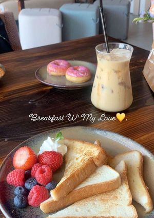 صورة لوصفة توست بالزبده 💛