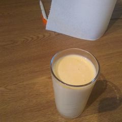 A picture of Mango shake.