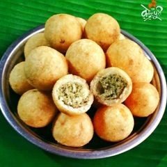 A picture of Upvasachi kachori,Vrat ki Kachori.