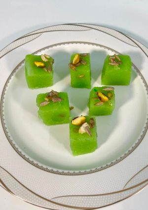 A picture of Bombay karachi halwa.