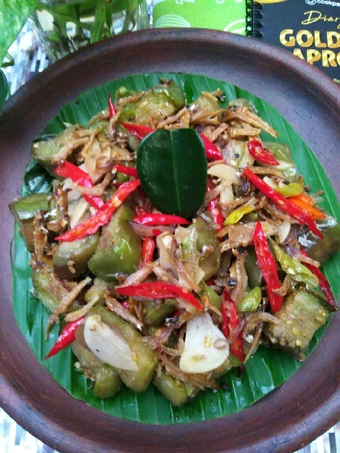 Langkah Gampang Membuat Resep Tumis Terong Teri Pedas (Cooksnap) yang Bisa Manjain Lidah Anti Ribet, Sempurna