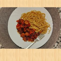 A picture of Spaghetti & Sausage.