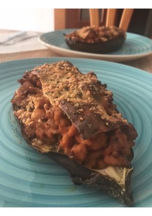 Una foto de Berenjenas rellenas de pollo