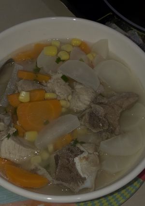 Hình của món Nui gạo lứt hầm xương rau củ.