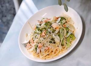 Hình của món Creamy salmon pasta -Mì ý cá hồi sốt kem.