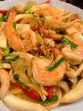 ผัดเห็ดกุ้งสด