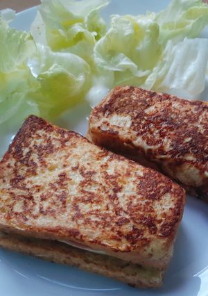 รูปของ แซนด์วิชชุบไข่ทอด (Monte Cristo Sandwich)