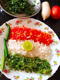 तिरंगा वेज सलाद(tiranga veg salad recipe in hindi) रेसिपी मुख्य फोटो