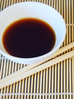 Una foto de Salsa teriyaki casera fácil