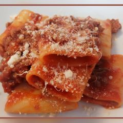 A picture of Paccheri al ragù napoletano.