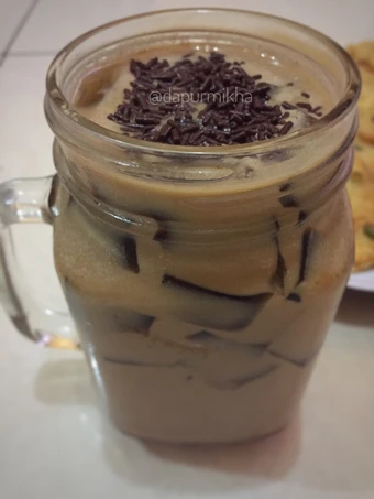 Cara Mudah Menyiapkan Resep Es Cappucino Cincau yang Uenak Anti Ribet, Bikin Ngiler