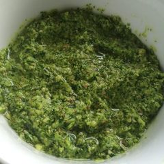 A picture of Khandeli Dhanya Ni Chutney (Coriander Pesto).
