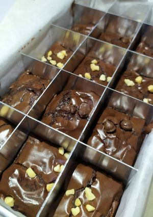Foto resep Tips brownies fudgy anti gagal dengan oven tangkring