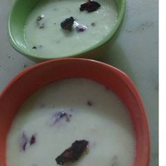 A picture of Rose Flavoured Baked Yoghurt.