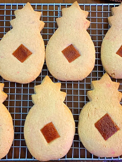A picture of Guava Macadamia Nut Shortbread Cookies.