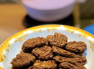 Foto resep Oat Choco Almond Cookies Teflon (takaran sendok, tanpa oven, tanpa mixer)