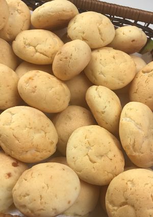 Una foto de Pão de Queijo Brasileiro