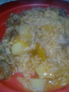 Una foto de Guiso de arroz económico en 40 minutos