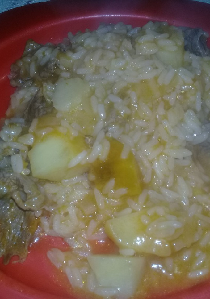 Una foto de Guiso de arroz económico en 40 minutos