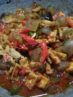 Foto resep Oseng kikil & tahu pedas