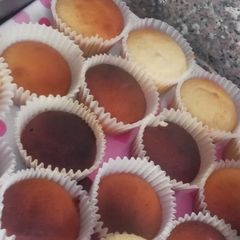A picture of Vanilla cupcake.